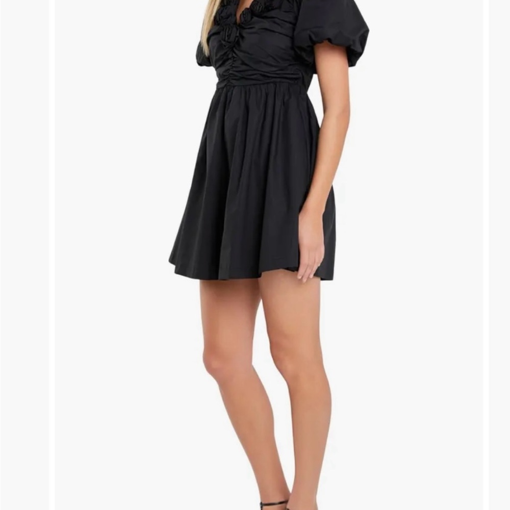 Flower Neckline Flare Minidress
